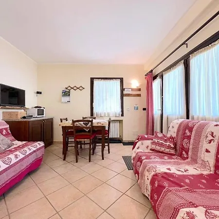 Holiday home Casa Vacanza Il Nido Sestriere